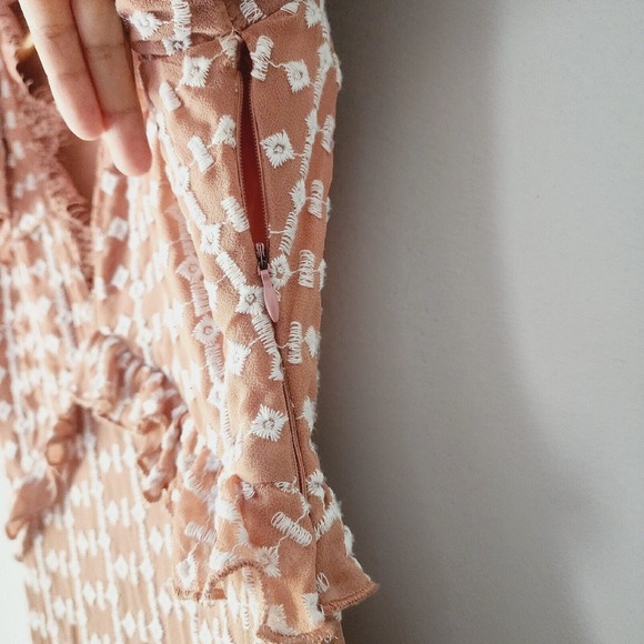 Walter Baker Santiago Embroidered Ruffle Dress‎ Size 0 - Picture 6 of 15